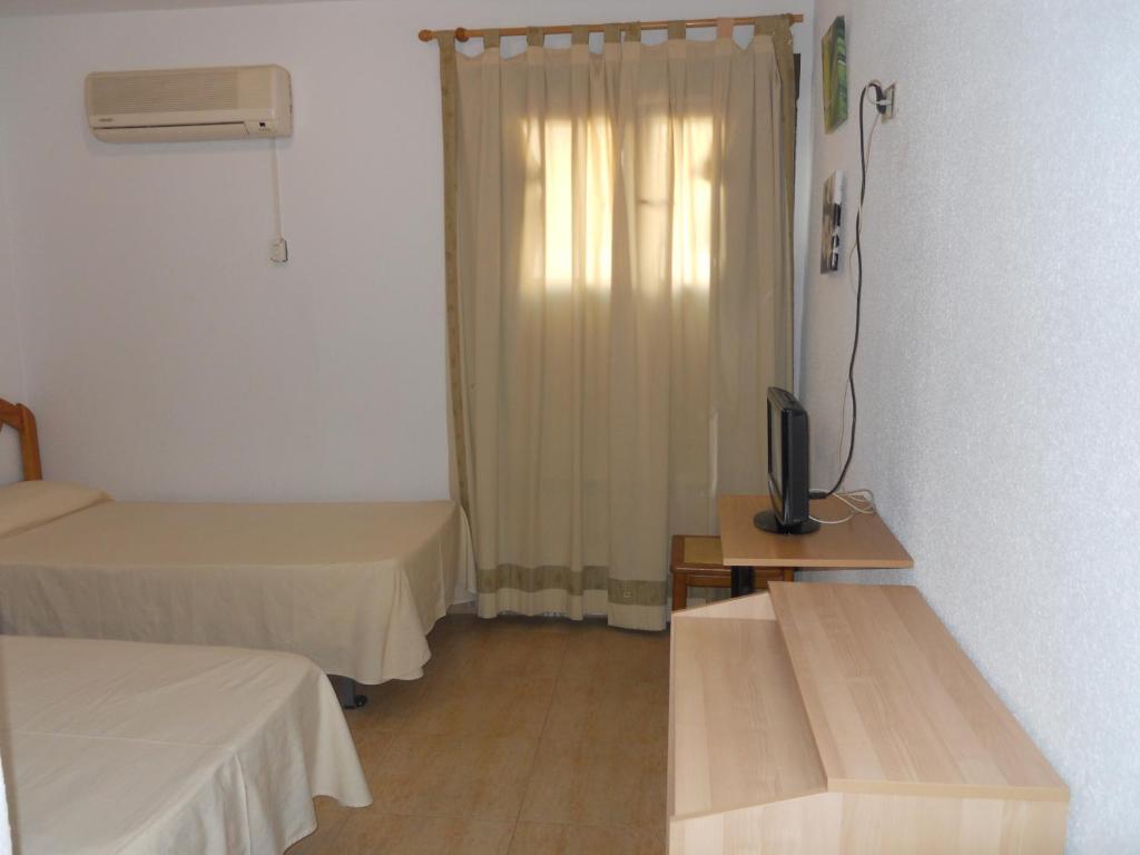 Hostal El Descanso Μαδρίτη Δωμάτιο φωτογραφία